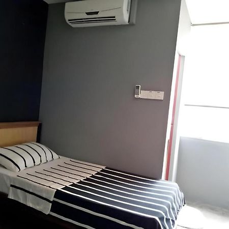 Koptel Budget Hotel Kuching Buitenkant foto