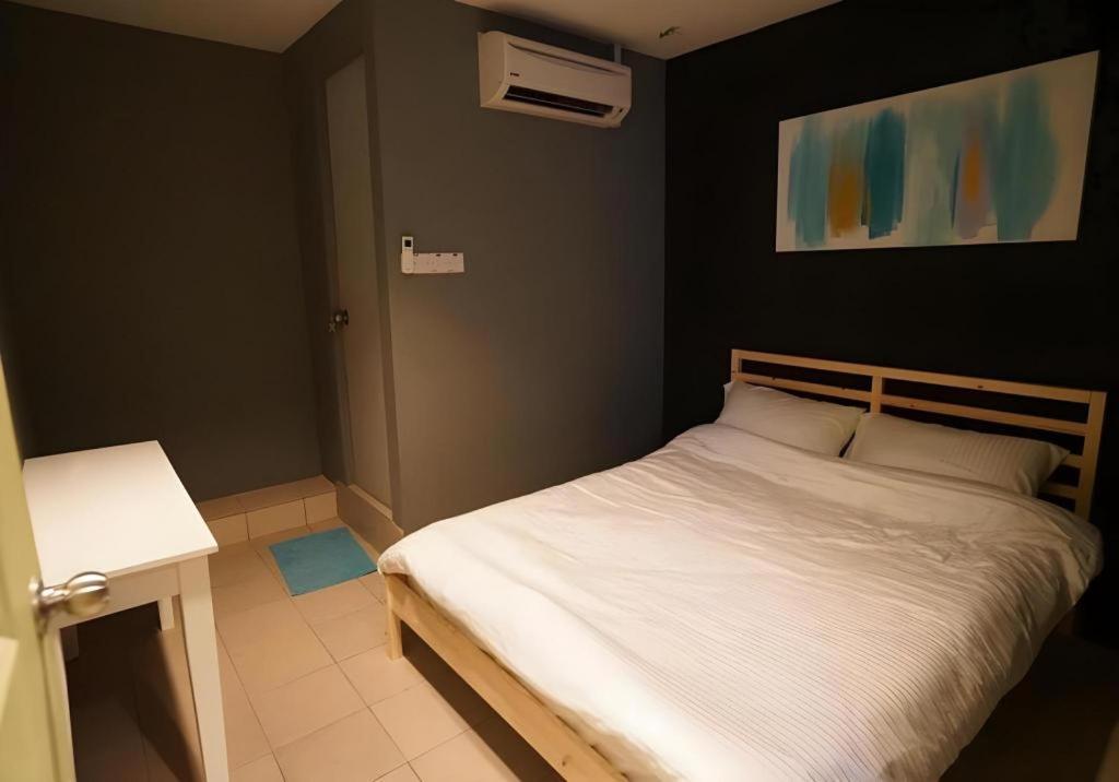 Koptel Budget Hotel Kuching Buitenkant foto