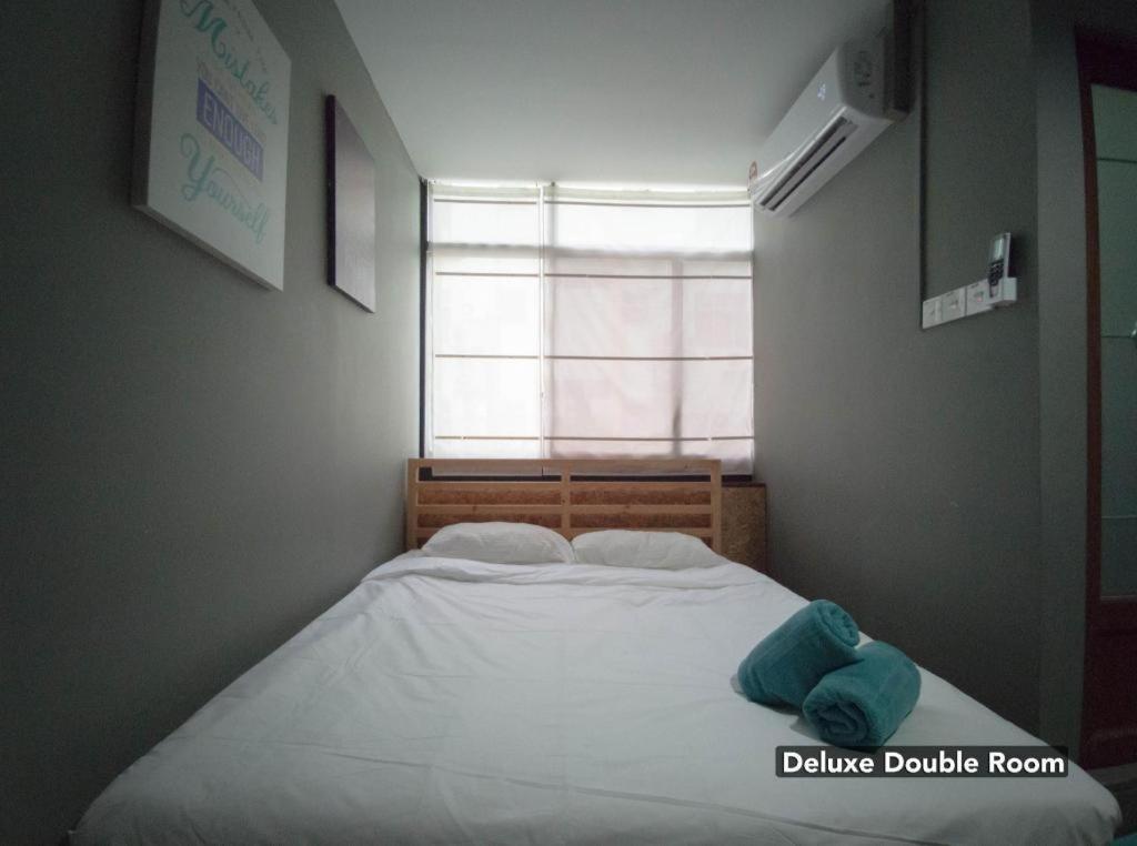Koptel Budget Hotel Kuching Buitenkant foto