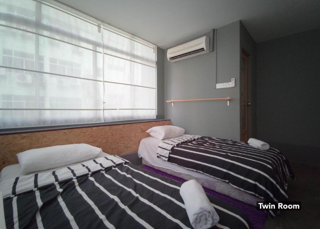 Koptel Budget Hotel Kuching Buitenkant foto