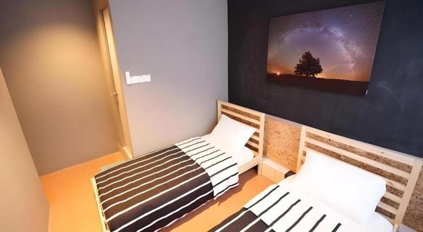 Koptel Budget Hotel Kuching Buitenkant foto